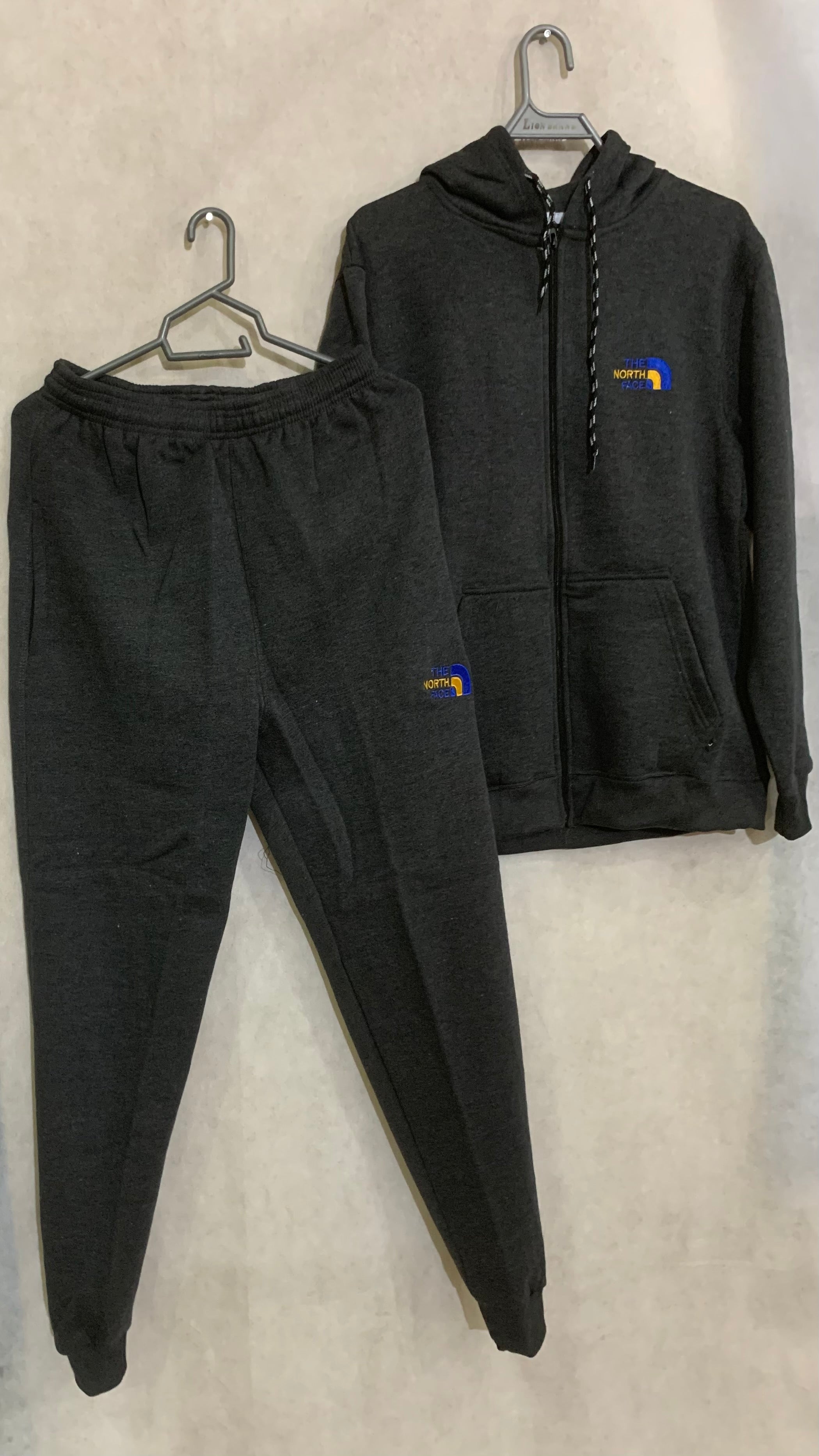 Premium Fleece Tracksui_- Comfort Fit