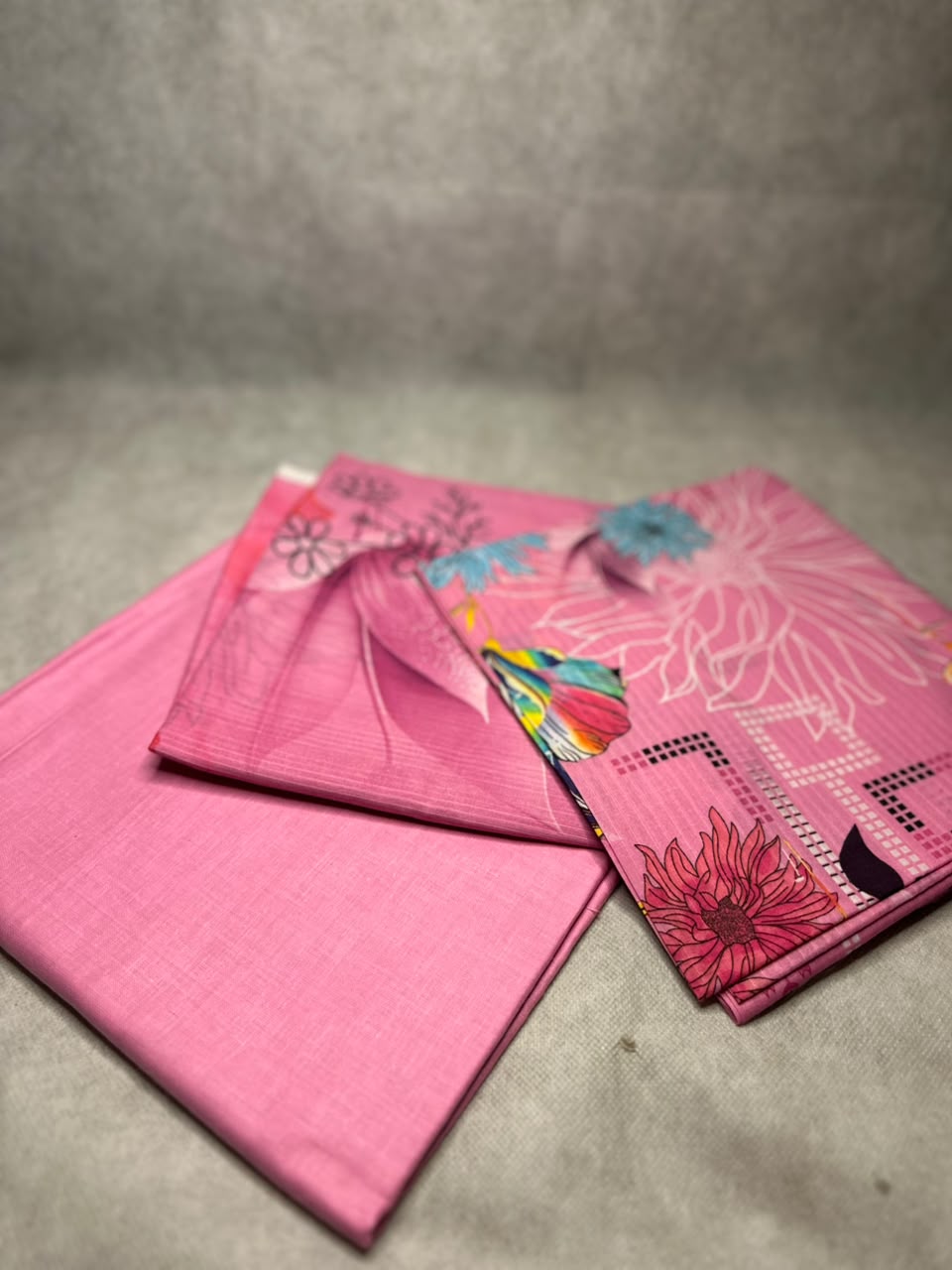 Premium Printed Lawn 3 Piece Suit
